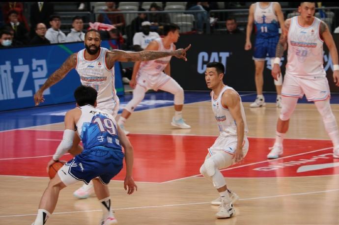 开云体育 彩票-清晨埃因霍温内部沟通——CBA常规赛节点到来，赛场秩序良好，赛程密集仍需轮换的简单介绍