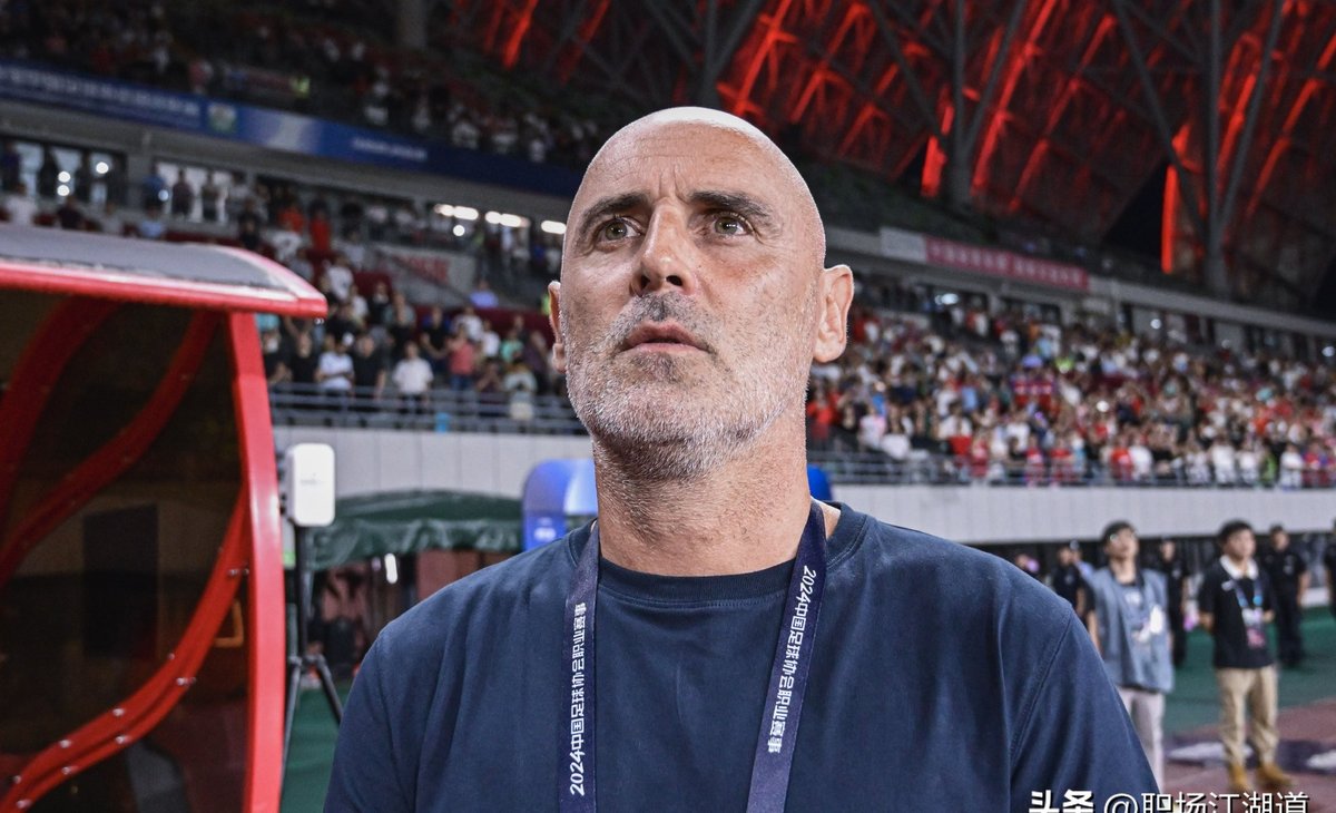 开云体育 电竞-上海申花围绕意大利杯单刀错失转会期圣安东尼奥马刺调整名单以备欧超杯，连对手都承认：瓦伦西亚迎欧联关键赛的简单介绍